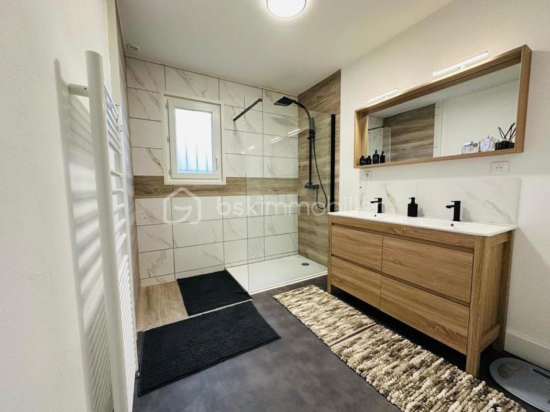 Maison - 172 m² - 6 pièces