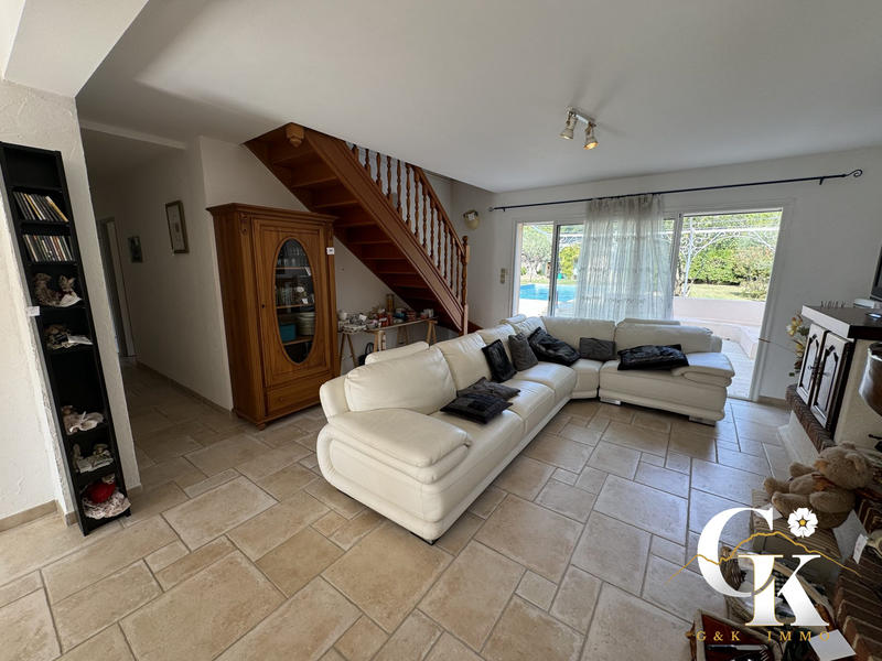 Maison traditionnelle - 154 m² - 7 pièces