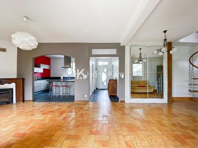 Maison - 165 m² - 5 pièces