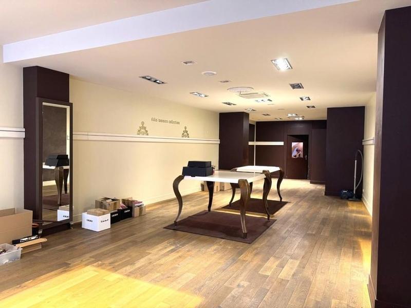 Local commercial - 116 m² - 2 pièces