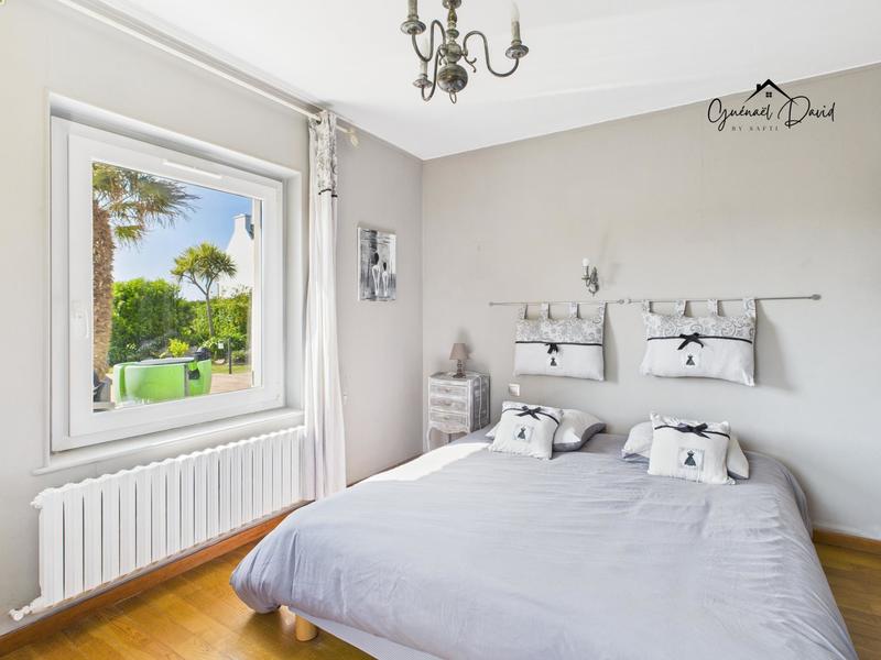 Villa - 214 m² - 9 pièces