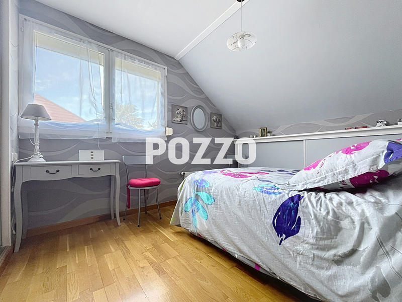 Maison - 100 m² - 6 pièces