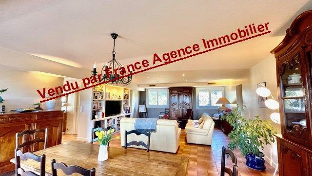 Villa - 155 m² - 5 pièces