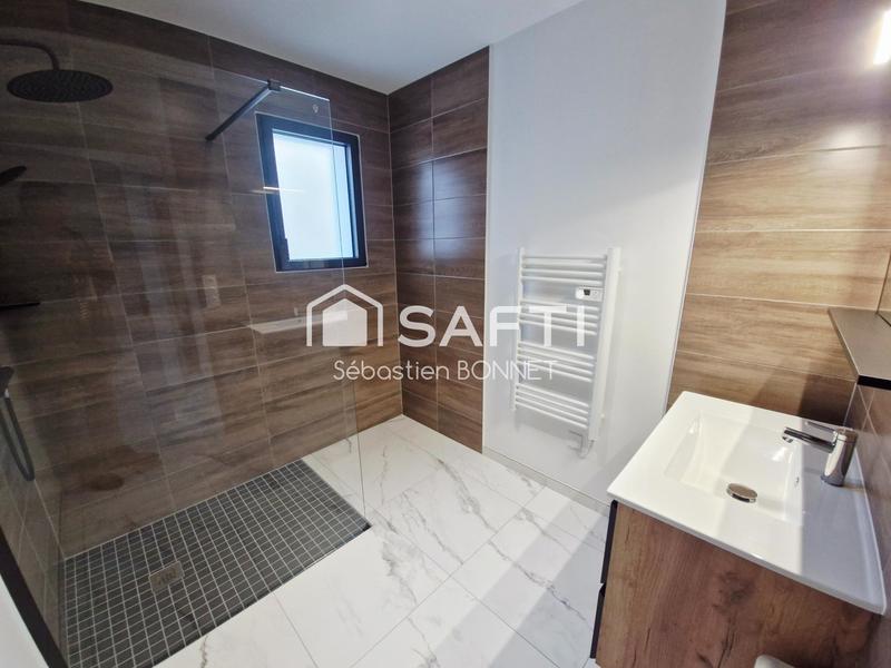 Maison - 94 m² - 5 pièces