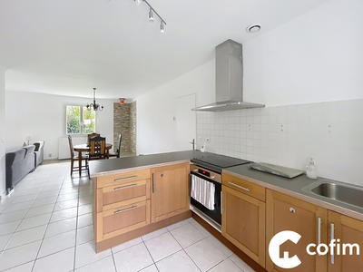 Maison traditionnelle - 118 m² - 5 pièces