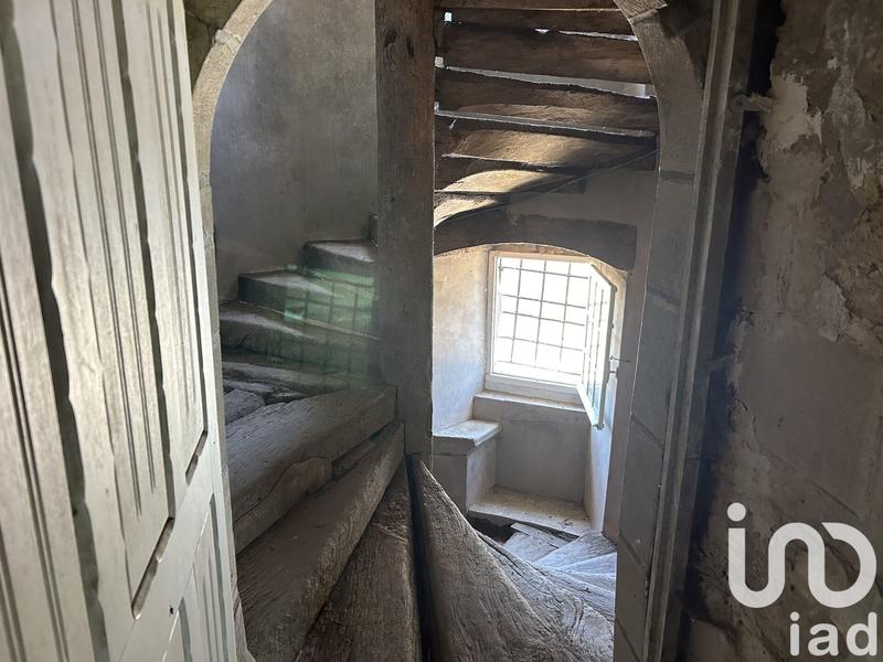 Maison - 260 m² - 7 pièces