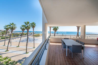 Appartement - 143 m² - 5 pièces