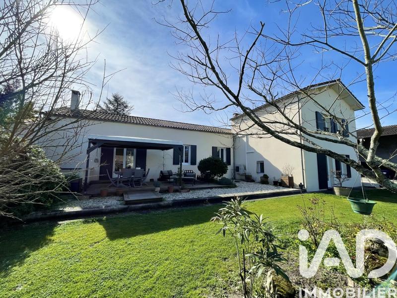 Maison de village - 177 m² - 6 pièces