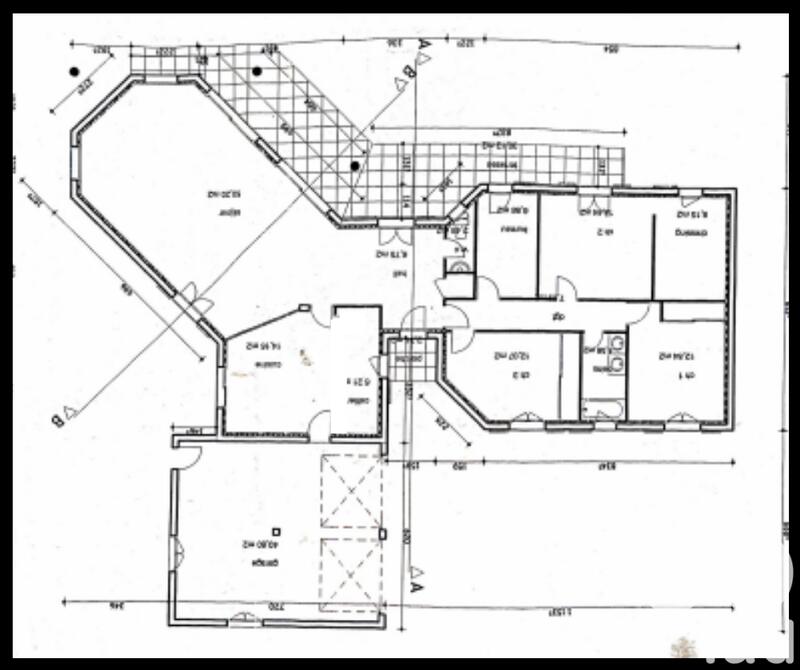 Maison - 140 m² - 5 pièces