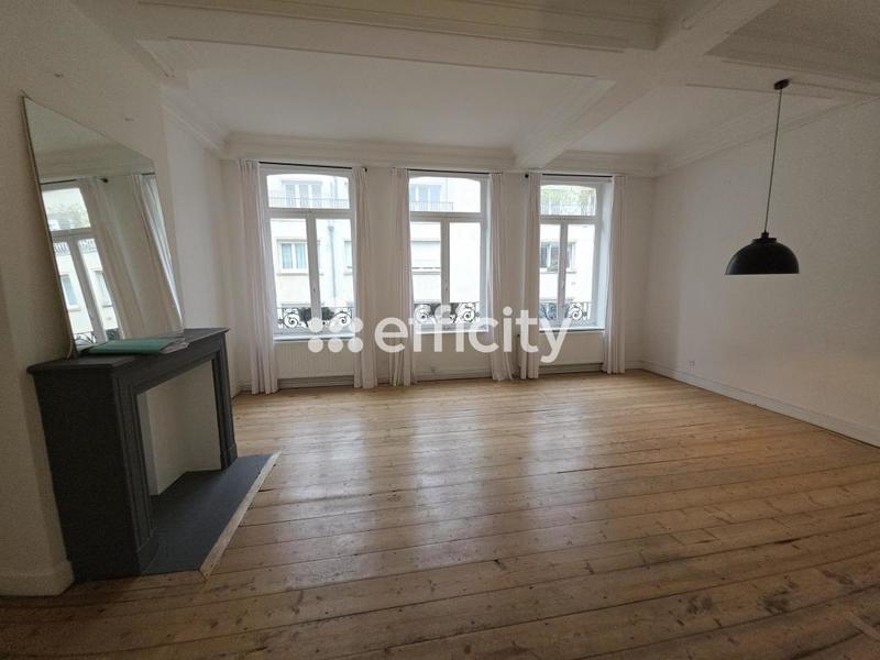 Appartement - 96 m² - 3 pièces
