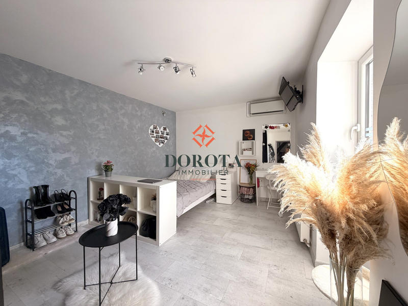 Maison - 122 m² - 5 pièces