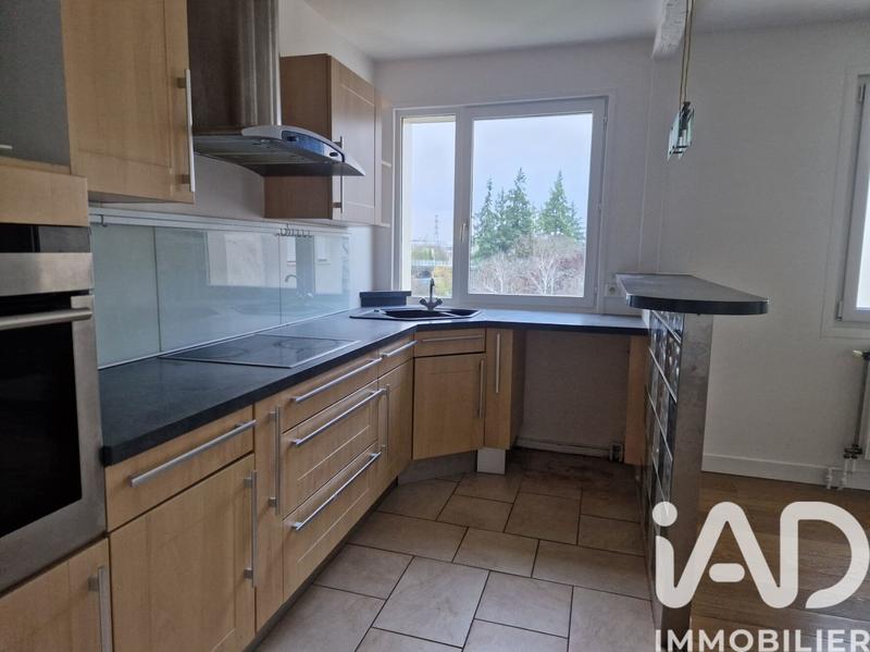 Appartement - 75 m² - 3 pièces