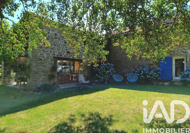 Maison - 197 m² - 6 pièces