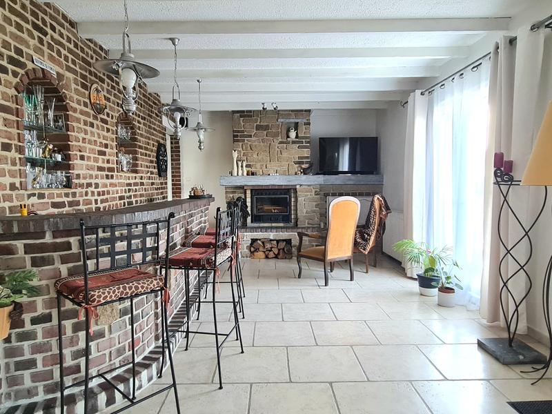 Maison - 140 m² - 5 pièces