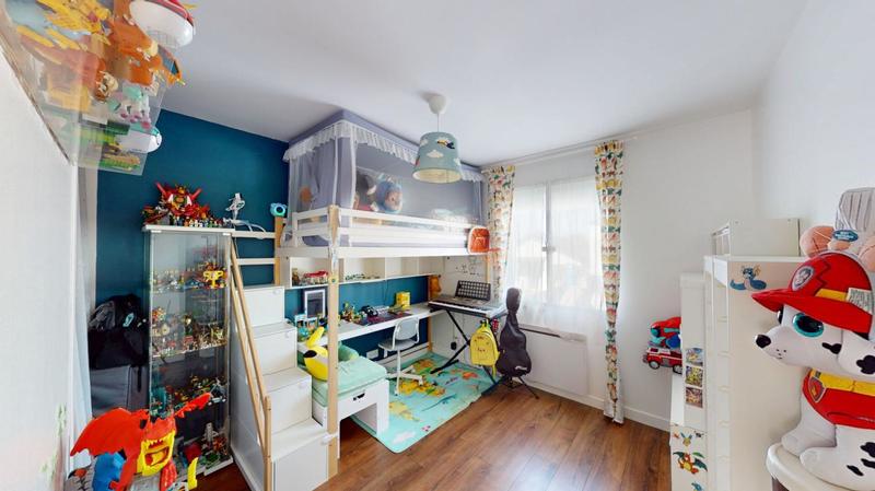 Maison - 101 m² - 5 pièces