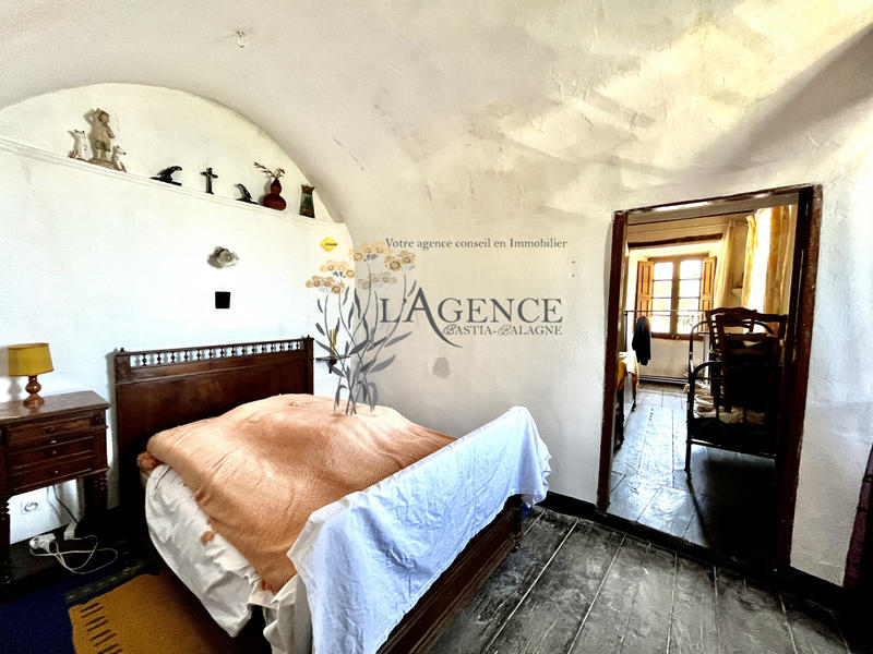 Appartement - 79 m² - 4 pièces