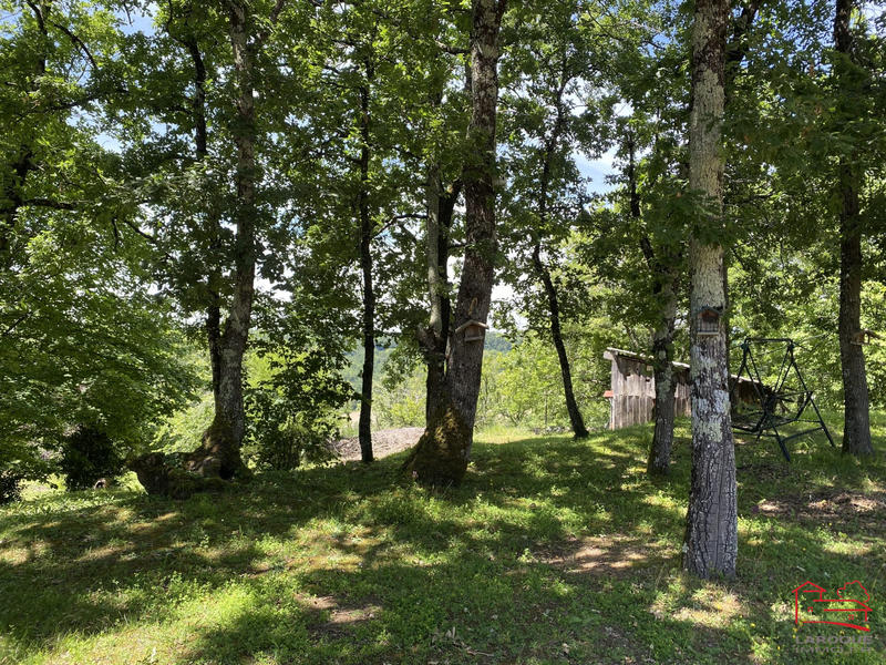 Maison - 170 m² - 8 pièces