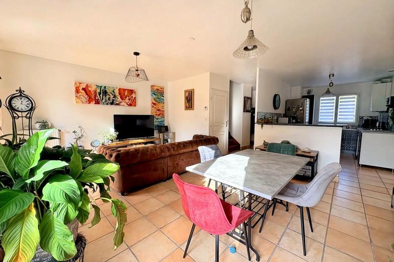 Pavillon - 87 m² - 4 pièces