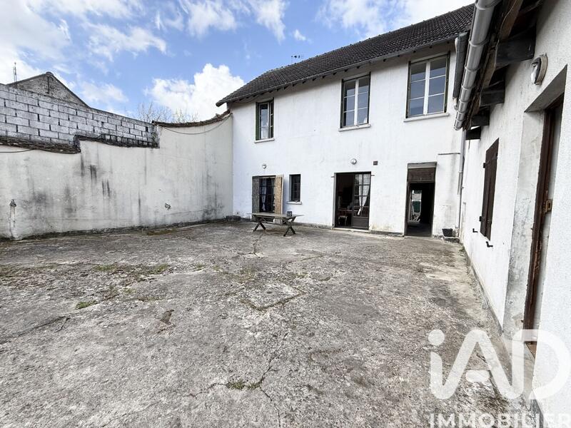 Maison - 165 m² - 6 pièces