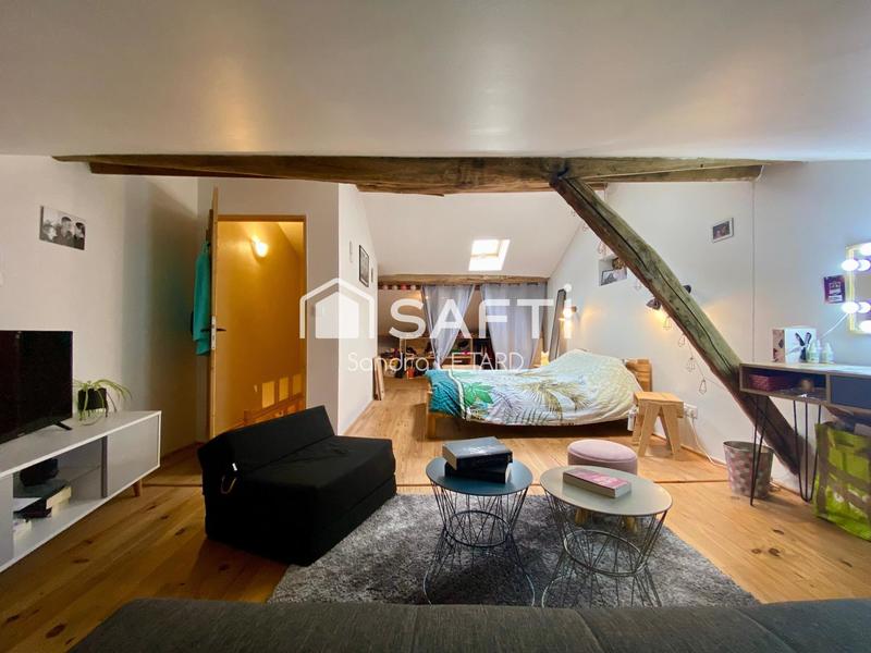 Maison - 250 m² - 7 pièces