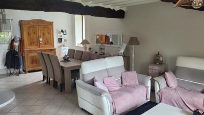 Maison - 147 m² - 6 pièces