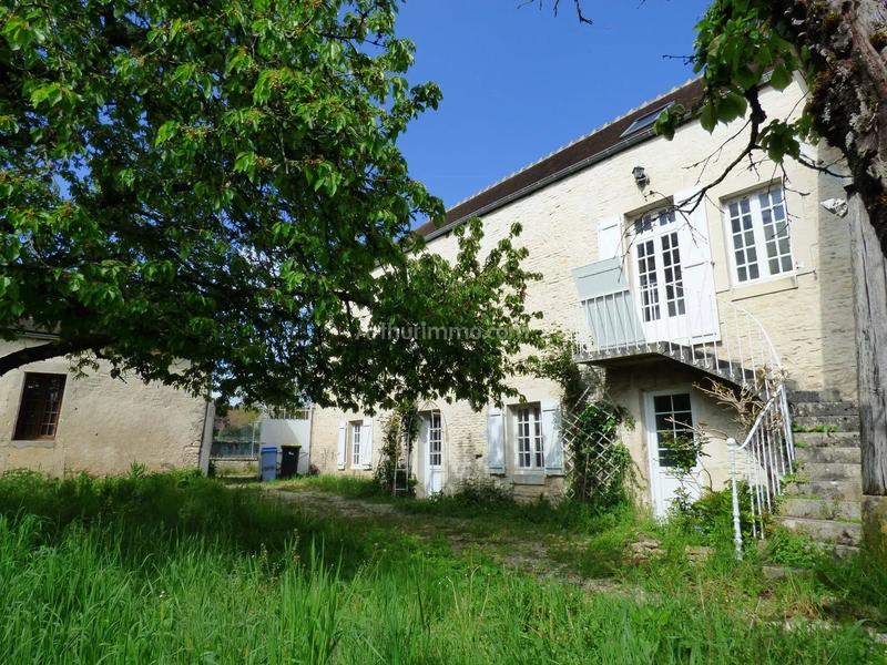 Maison - 170 m² - 5 pièces