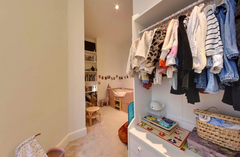 Appartement - 96 m² - 5 pièces