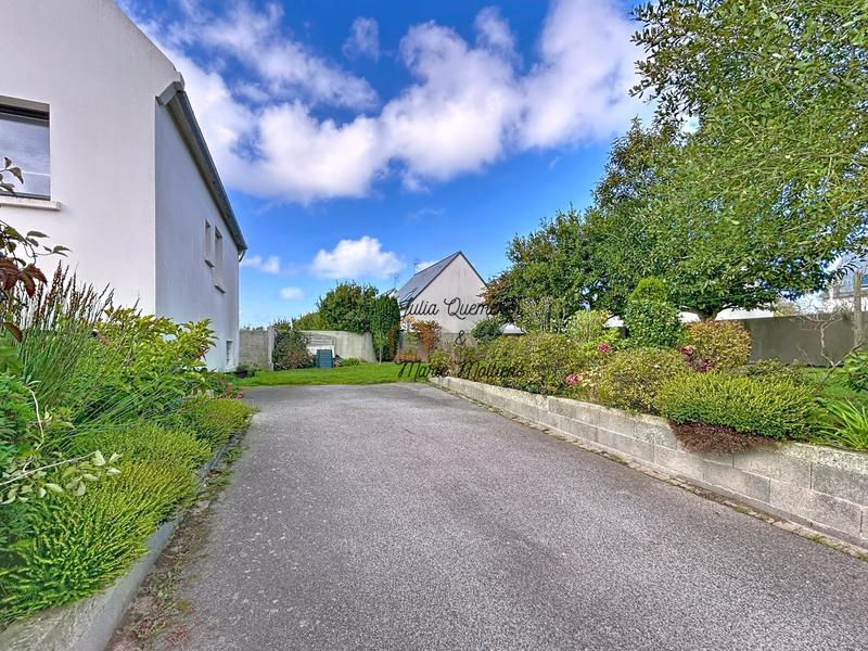 Maison - 104 m² - 7 pièces