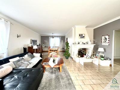 Maison - 134 m² - 5 pièces