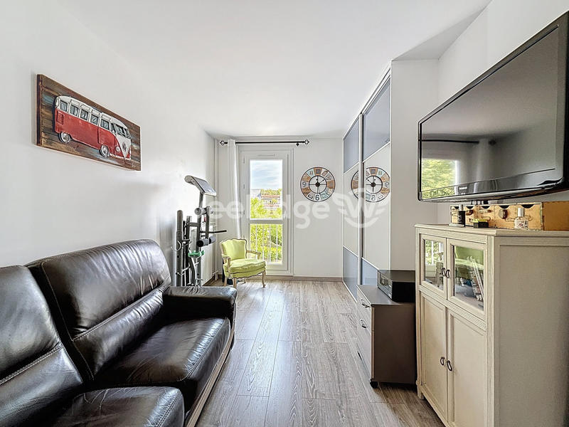 Appartement - 79 m² - 4 pièces