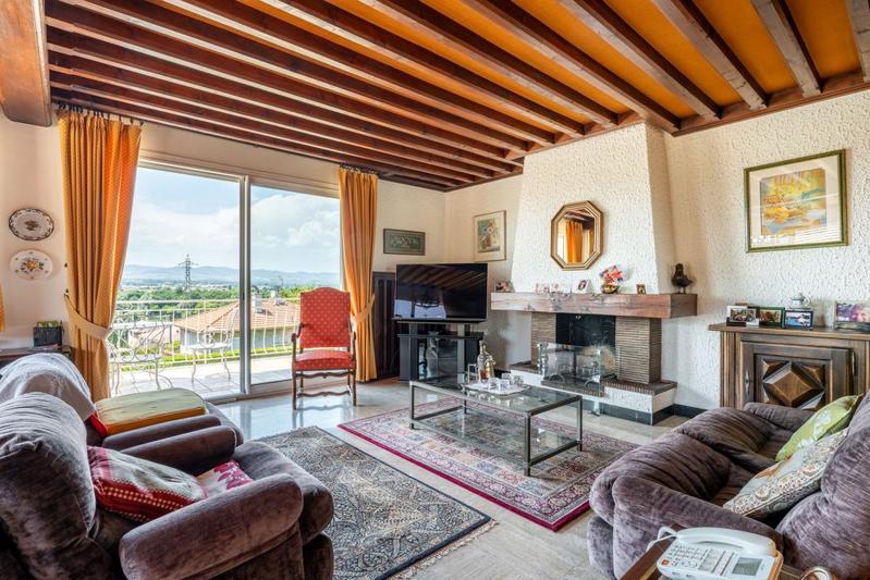 Maison - 170 m² - 5 pièces