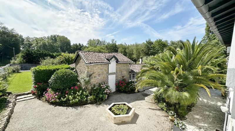 Maison bourgeoise - 400 m² - 10 pièces