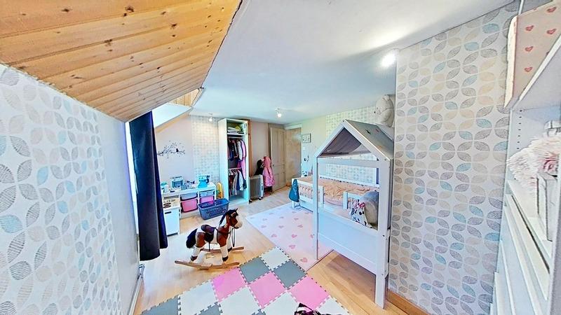 Maison de village - 167 m² - 8 pièces