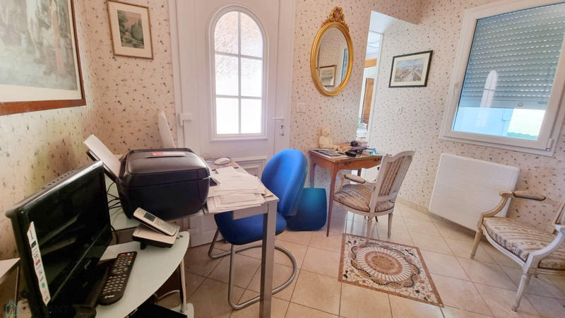 Maison - 200 m² - 6 pièces