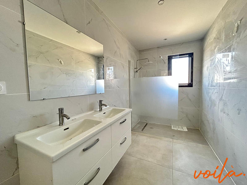 Maison - 99 m² - 4 pièces