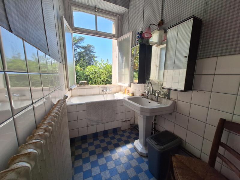 Maison traditionnelle - 110 m² - 5 pièces