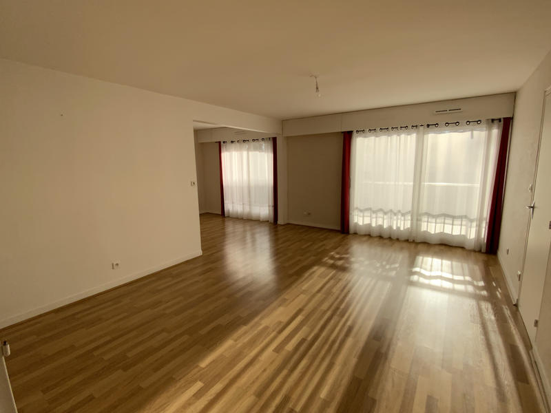 Appartement - 103 m² - 5 pièces