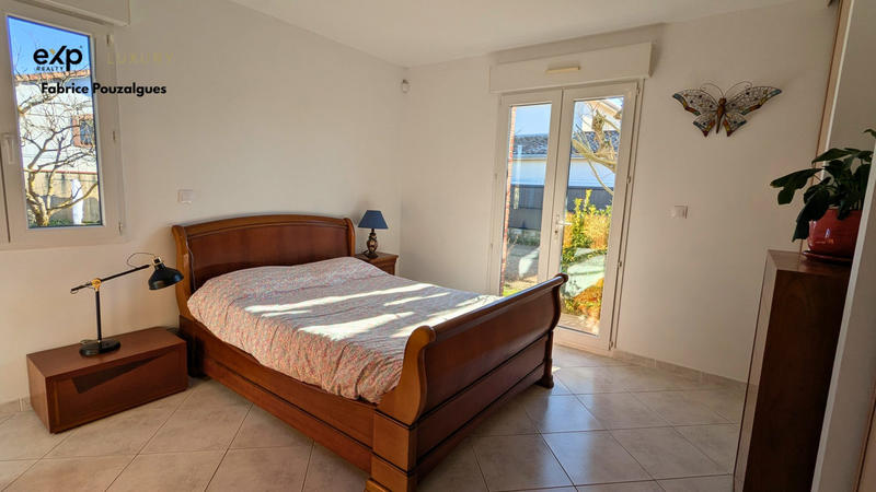 Maison - 225 m² - 7 pièces