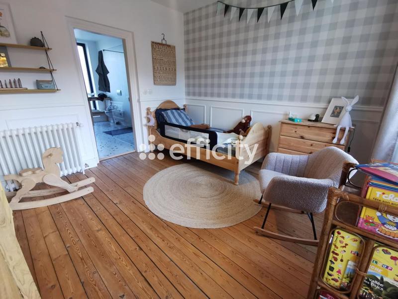 Maison bourgeoise - 140 m² - 6 pièces