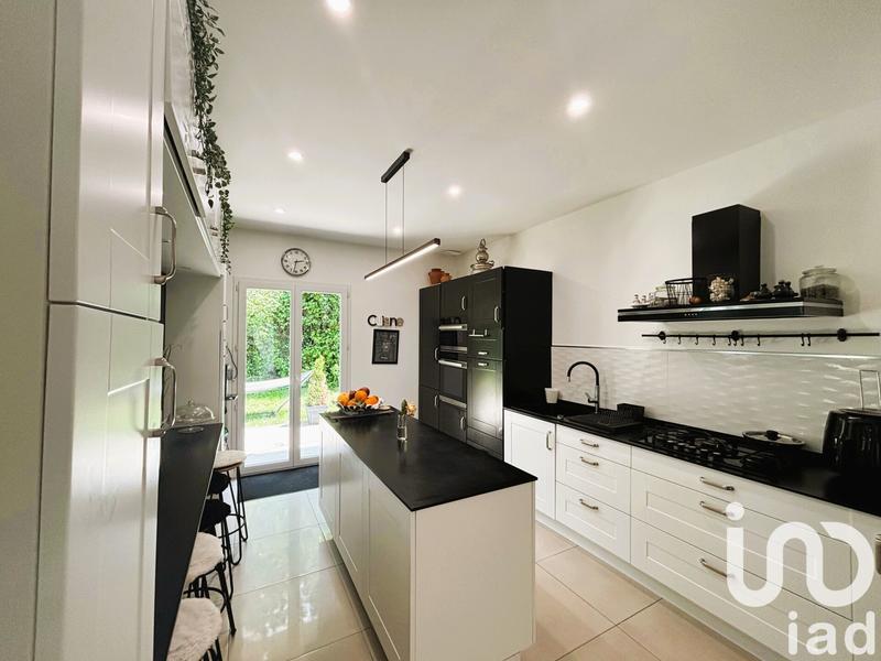 Maison - 138 m² - 6 pièces