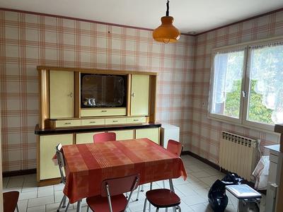 Maison traditionnelle - 101 m² - 5 pièces