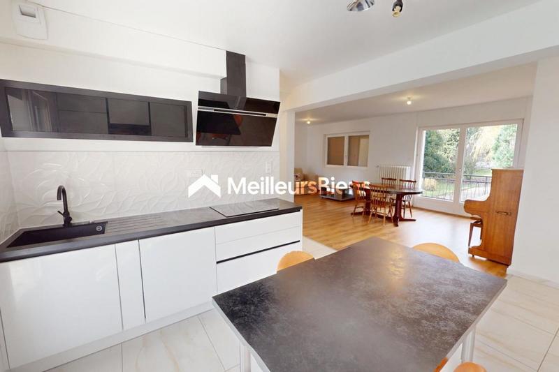 Maison - 150 m² - 6 pièces