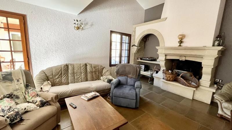 Maison - 185 m² - 5 pièces