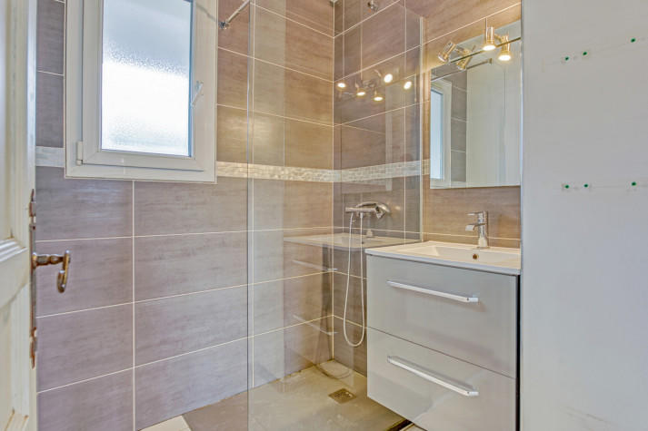 Appartement - 60 m² - 4 pièces