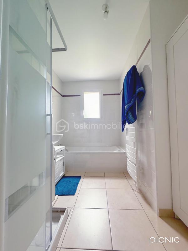 Maison traditionnelle - 95 m² - 5 pièces