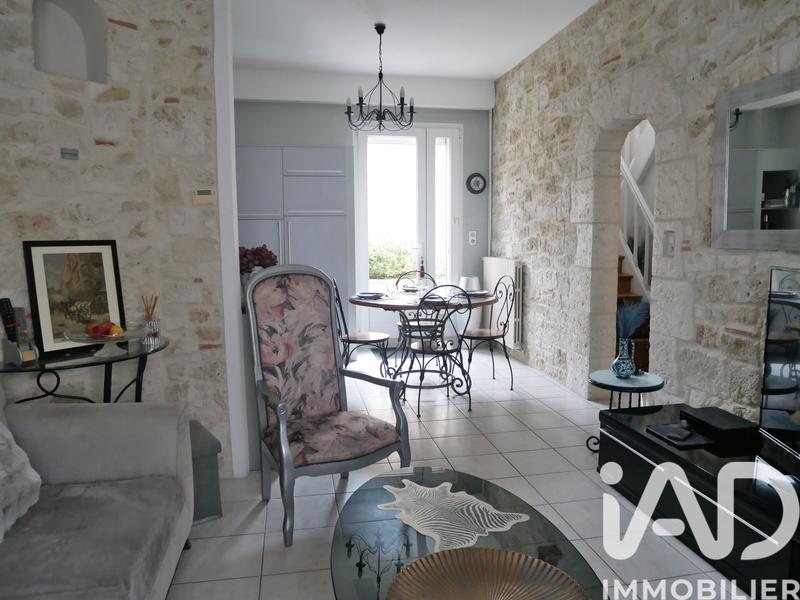 Maison - 92 m² - 5 pièces