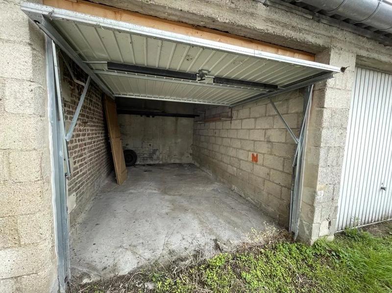 Parking / Garage - 14 m²