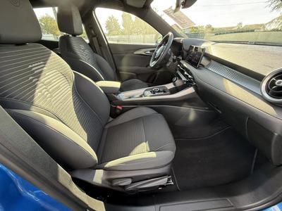 Alfa Romeo Tonale nouveau sprint hybride 160