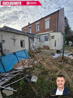 Maison - 90 m² - 6 pièces