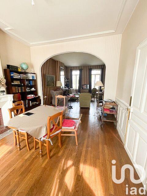 Maison - 340 m² - 11 pièces